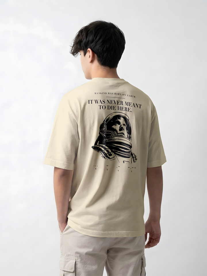 Camiseta Interstellar CREME – Oversized